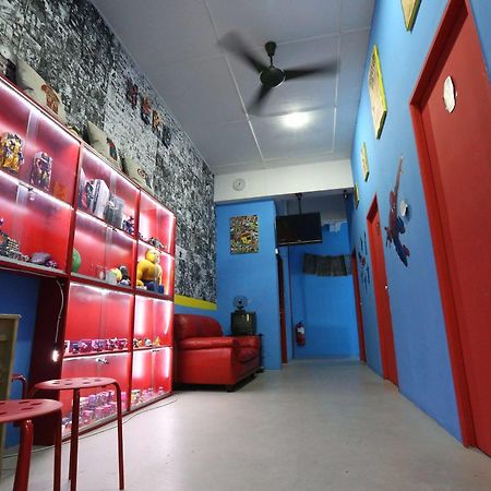 Hero Hostel Kuching Exterior foto