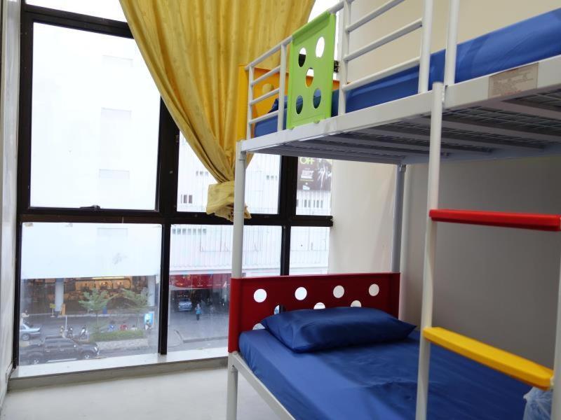 Hero Hostel Kuching Exterior foto